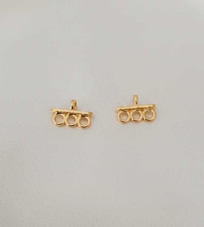 Triple-Loop Link Connector