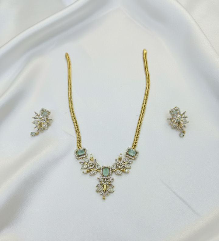Vintage Elegance Antique Gold Necklace Set
