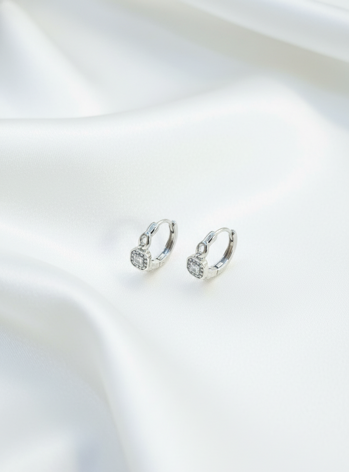 Anti-Tarnish Silver Hoops – Waterproof AD Stones Earrings